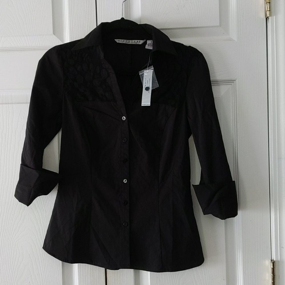 Signature by Larry Levine  black blouse Sz S NWT